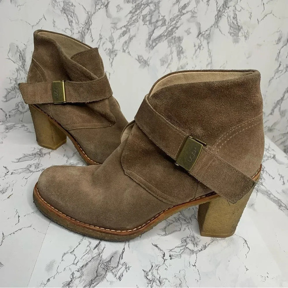UGG Brienne Suede Ankle Boot - Picture 3 of 10